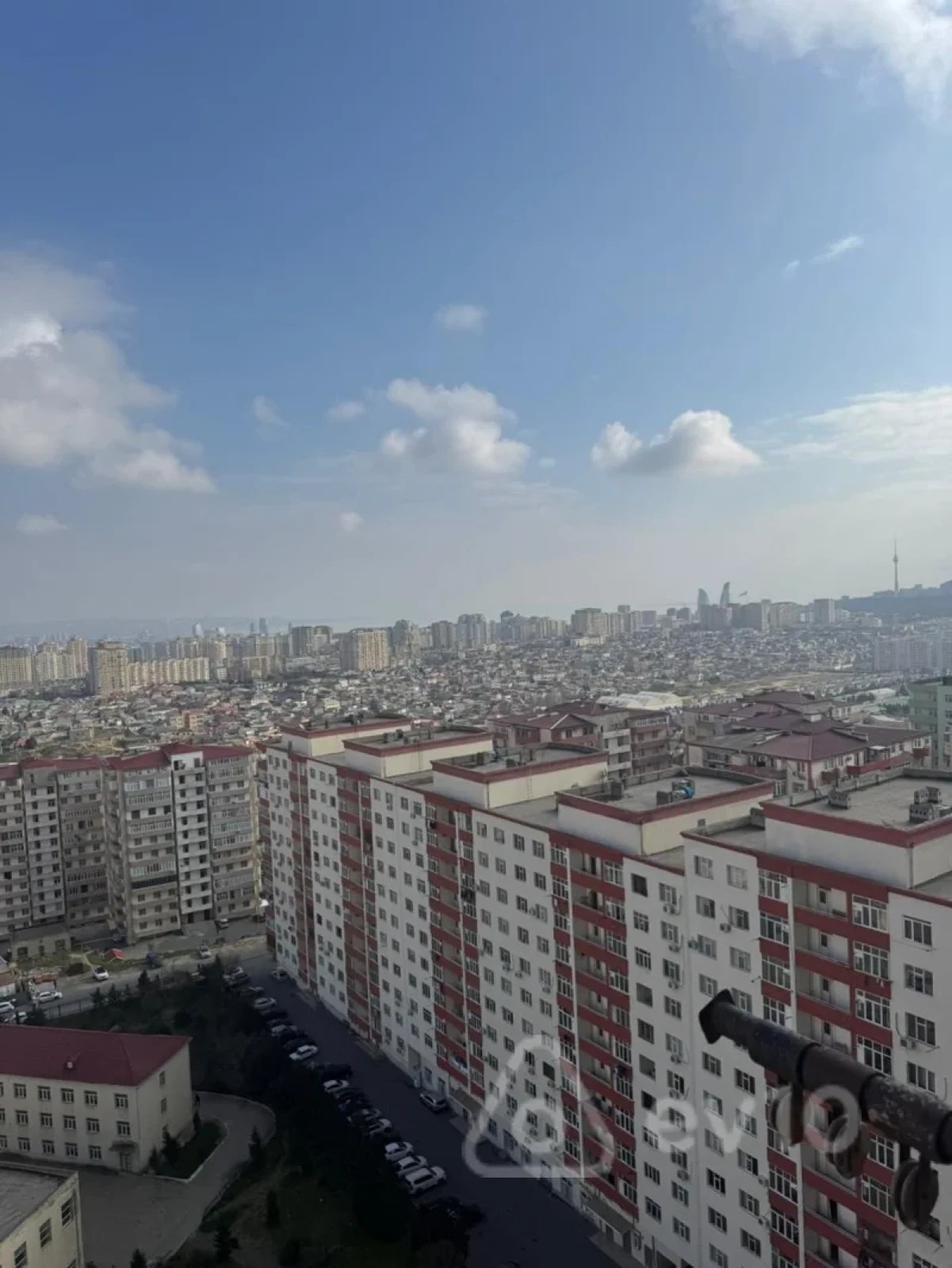 Satılır 3 otaqlı yeni tikili 105 m²
