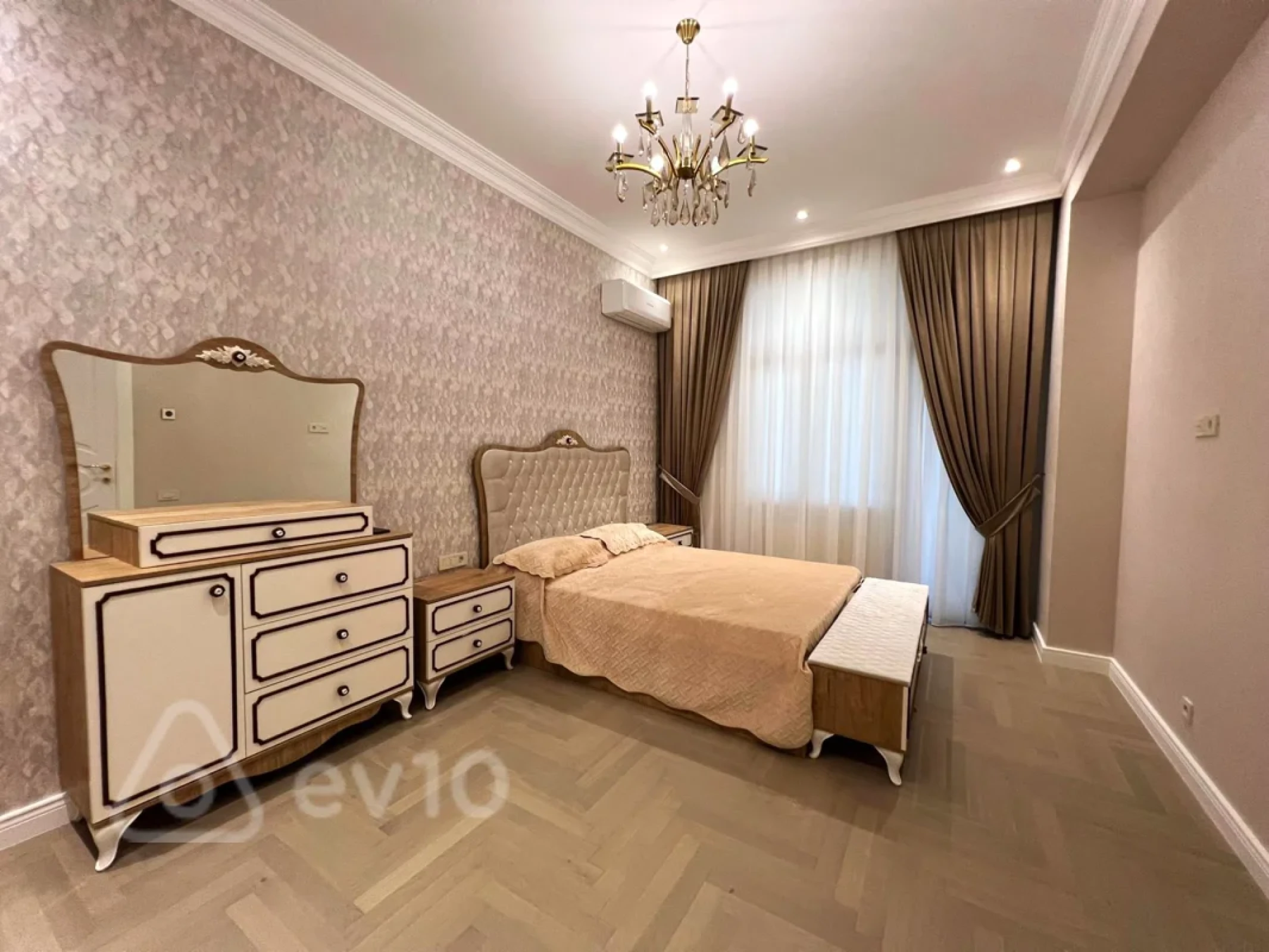 Kirayə verilir 2 otaqlı yeni tikili 60 m²