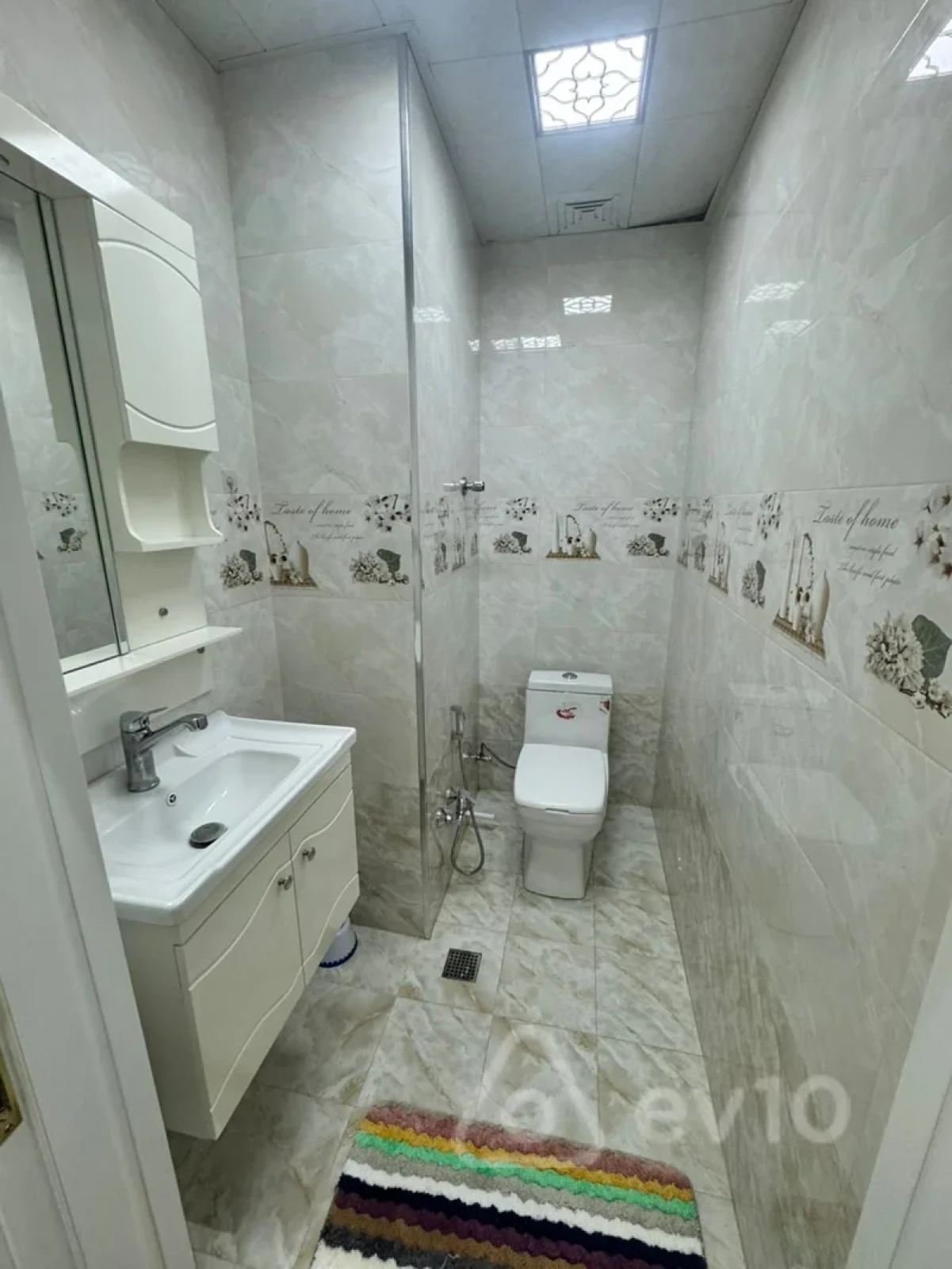 Kirayə verilir 3 otaqlı yeni tikili 115 m²