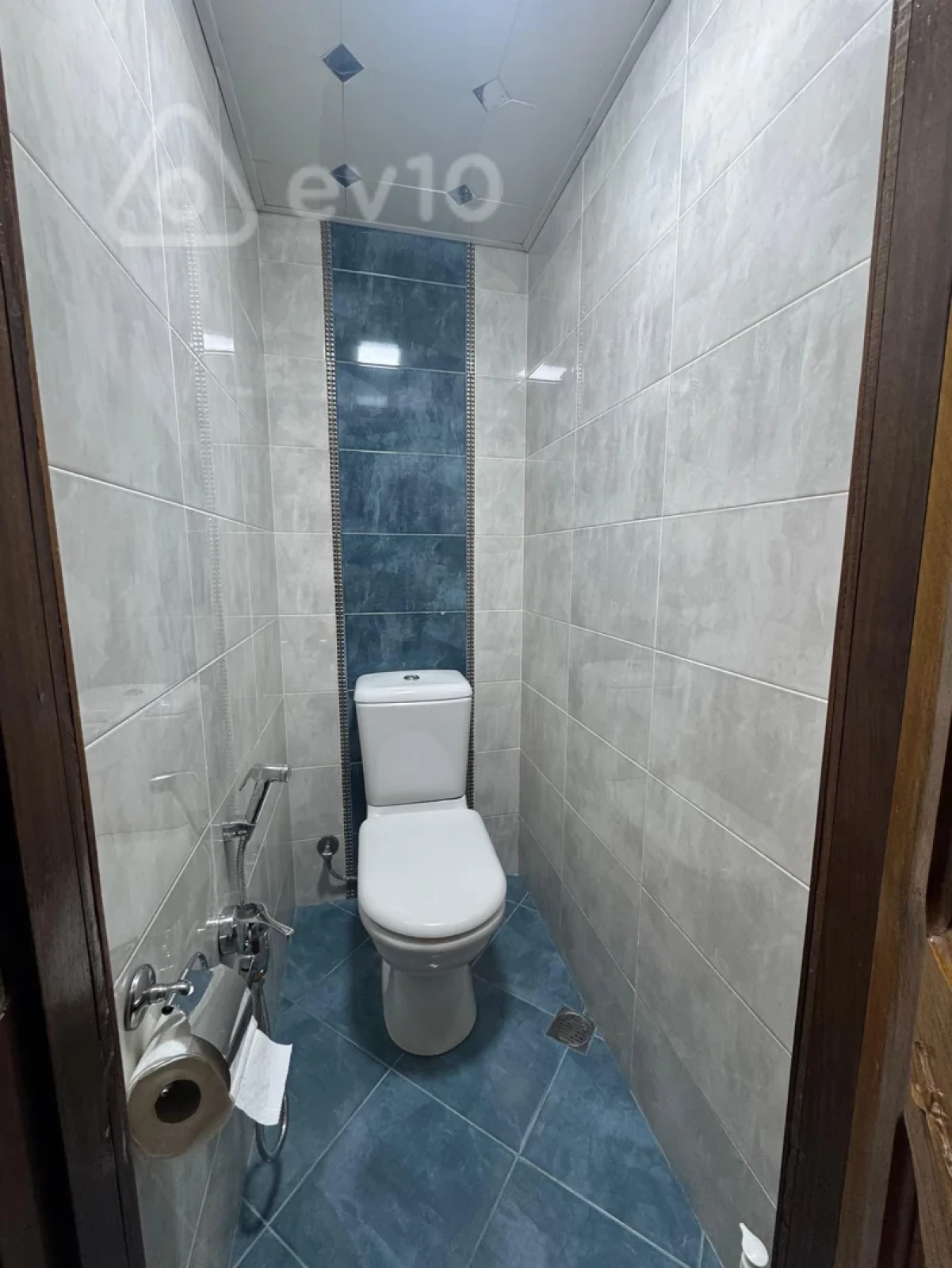 Satılır 3 otaqlı köhnə tikili 110 m²