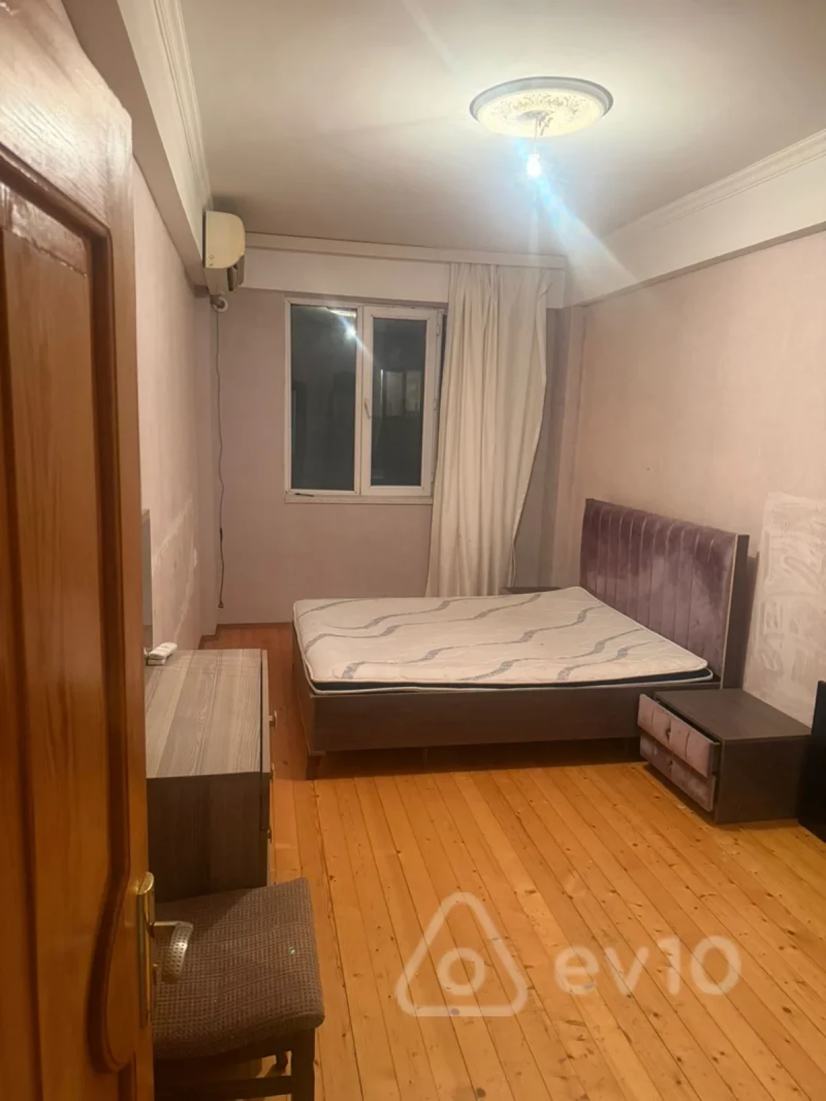 Kirayə verilir 2 otaqlı yeni tikili 50 m²