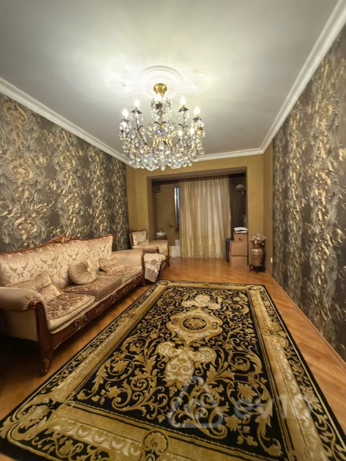 Satılır 3 otaqlı köhnə tikili 90 m²