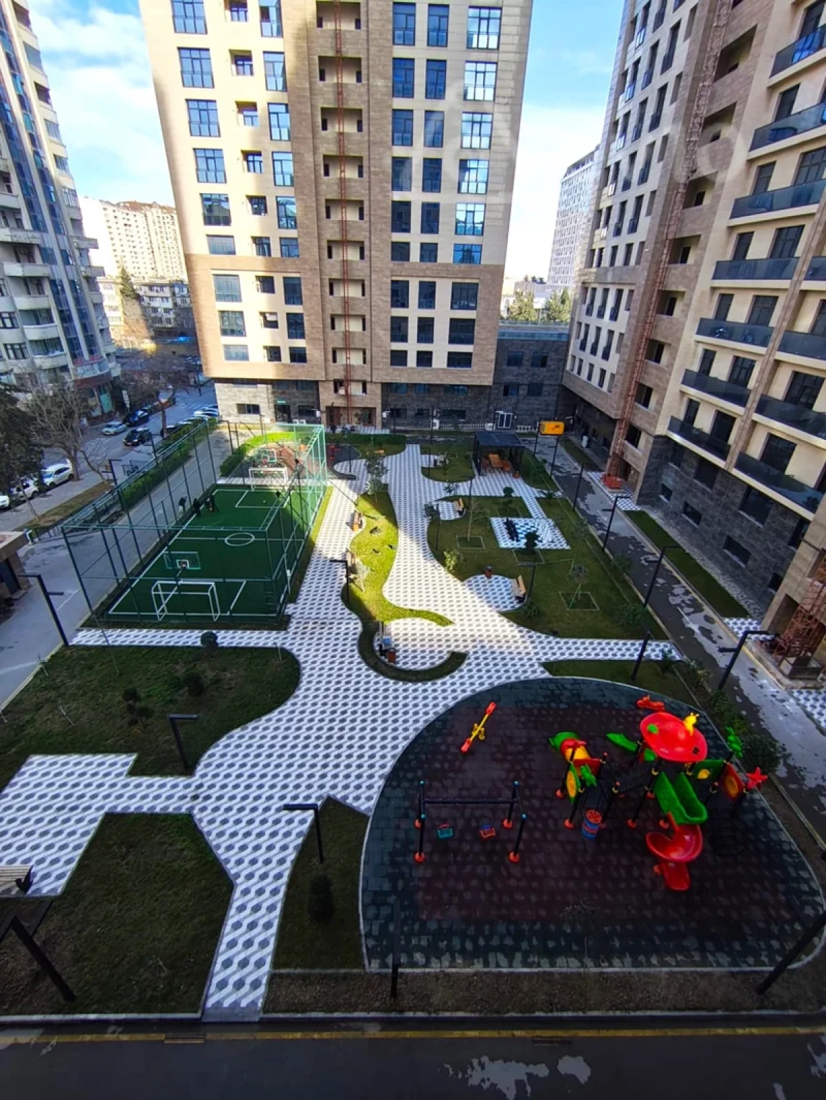 Kirayə verilir 2 otaqlı yeni tikili 95 m²