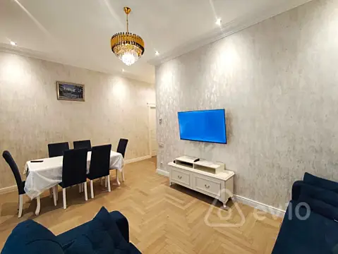Kirayə verilir 2 otaqlı yeni tikili 95 m²