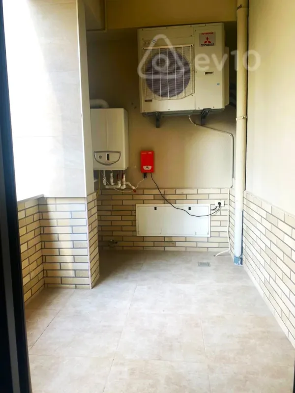 Kirayə verilir 2 otaqlı yeni tikili 95 m²