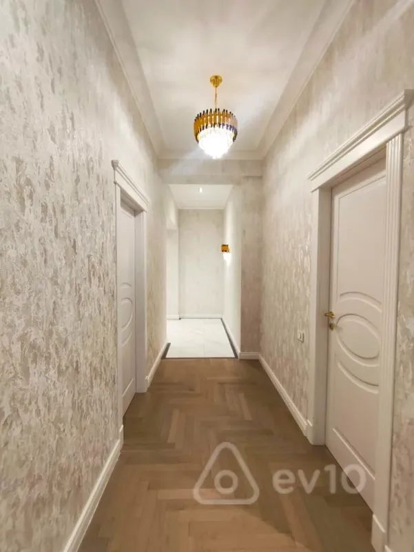 Kirayə verilir 2 otaqlı yeni tikili 95 m²