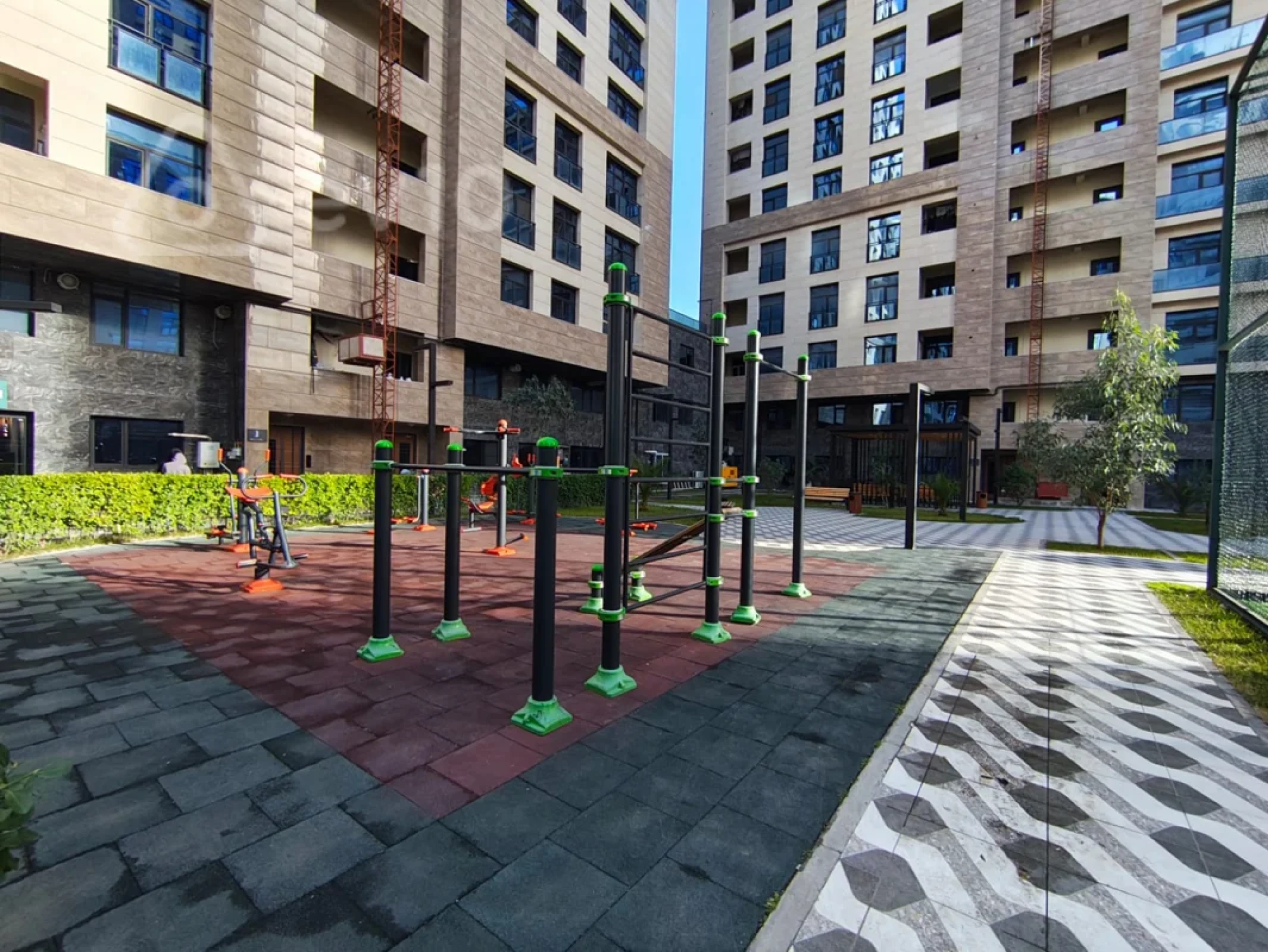 Kirayə verilir 2 otaqlı yeni tikili 95 m²