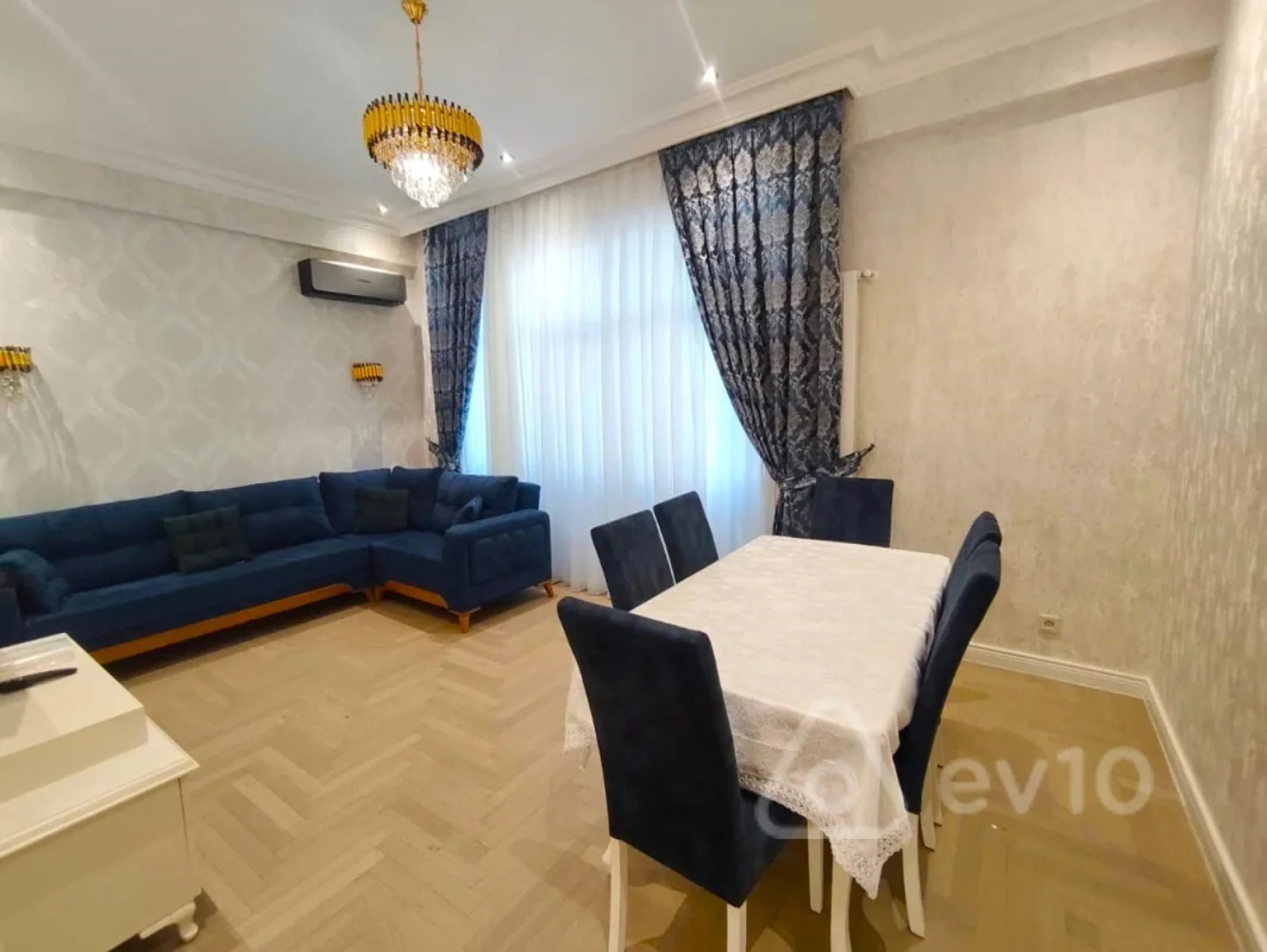 Kirayə verilir 2 otaqlı yeni tikili 95 m²