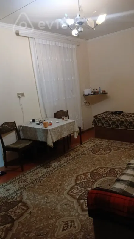 Kirayə verilir 1 otaqlı köhnə tikili 30 m²