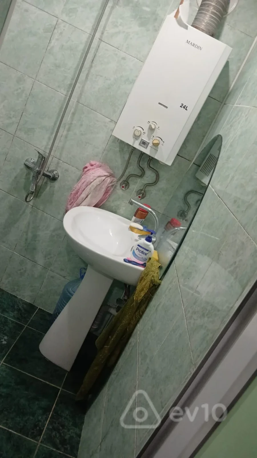 Kirayə verilir 1 otaqlı köhnə tikili 30 m²