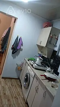 Kirayə verilir 1 otaqlı köhnə tikili 30 m²