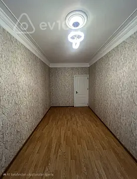 Satılır 2 otaqlı köhnə tikili 55 m²