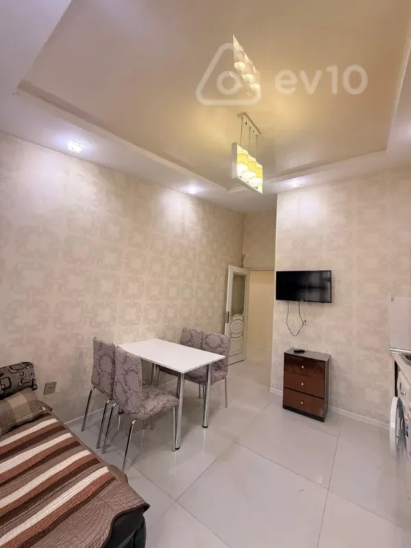 Kirayə verilir 2 otaqlı yeni tikili 80 m²