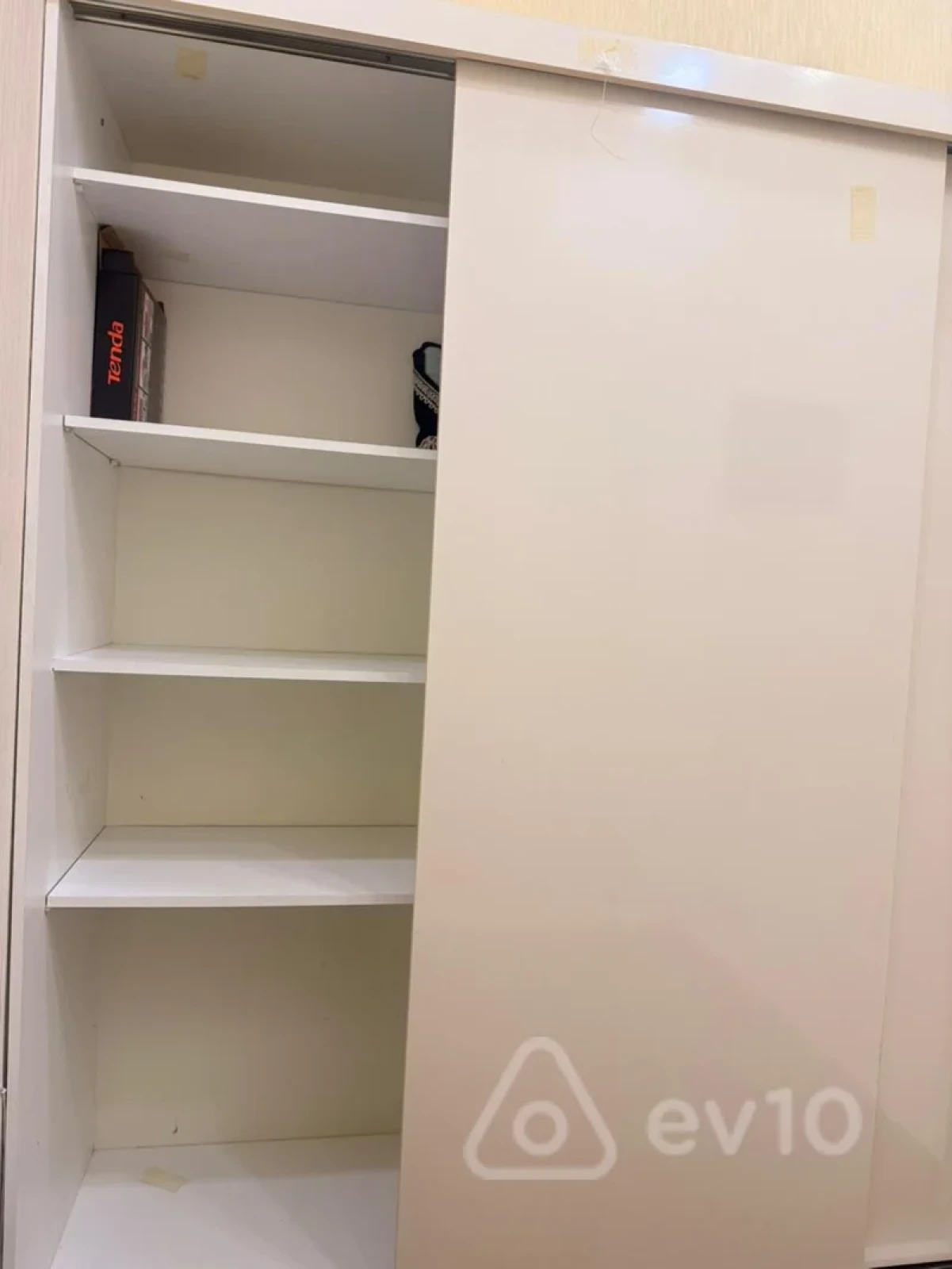 Kirayə verilir 2 otaqlı yeni tikili 80 m²