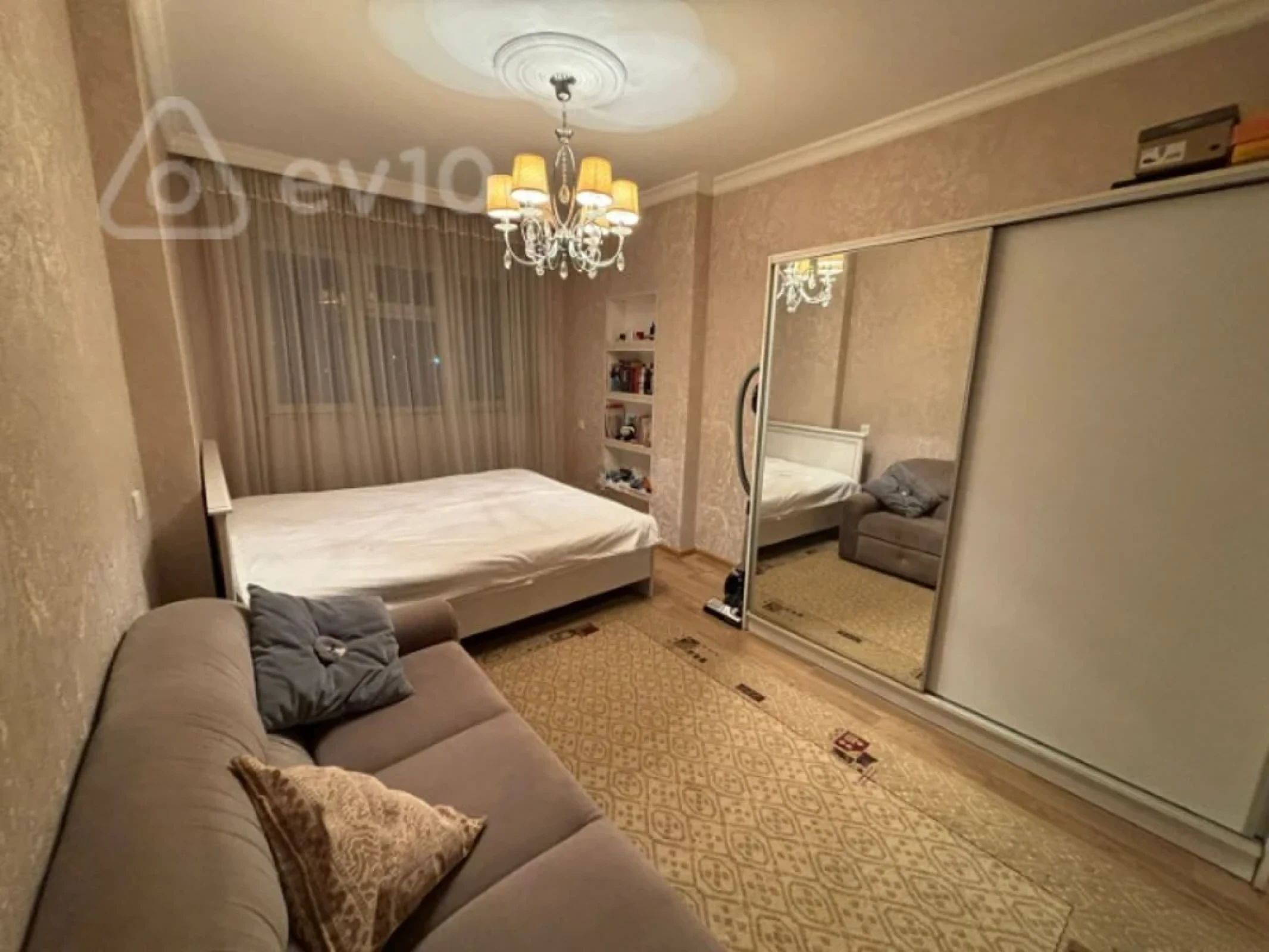 Satılır 3 otaqlı köhnə tikili 71 m²