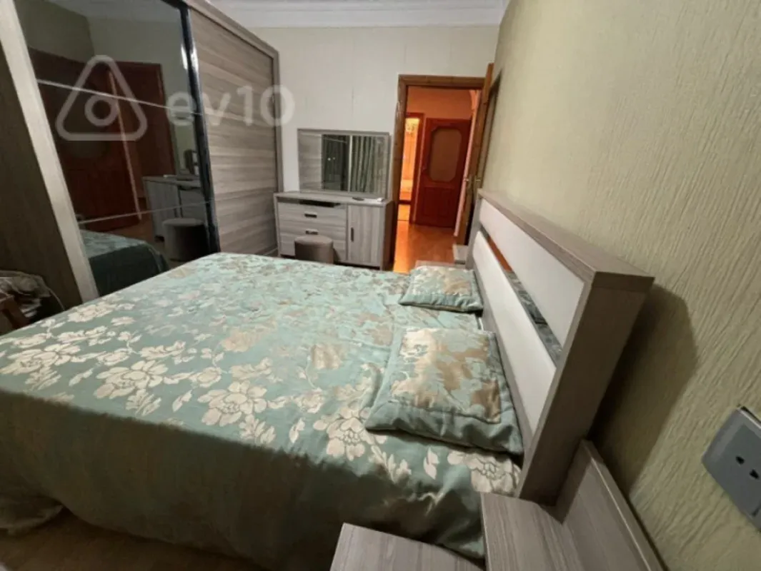 Satılır 3 otaqlı köhnə tikili 71 m²