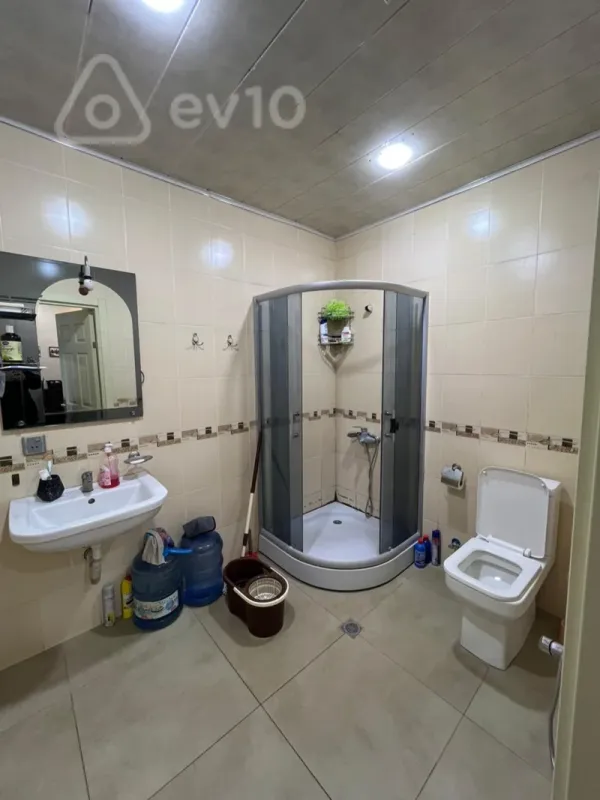 Satılır 2 otaqlı yeni tikili 90 m²