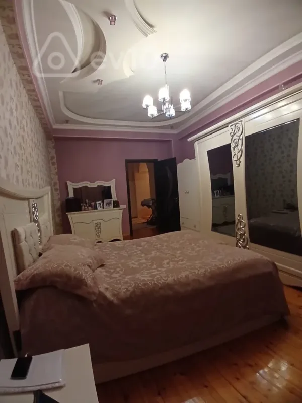 Satılır 3 otaqlı yeni tikili 117 m²