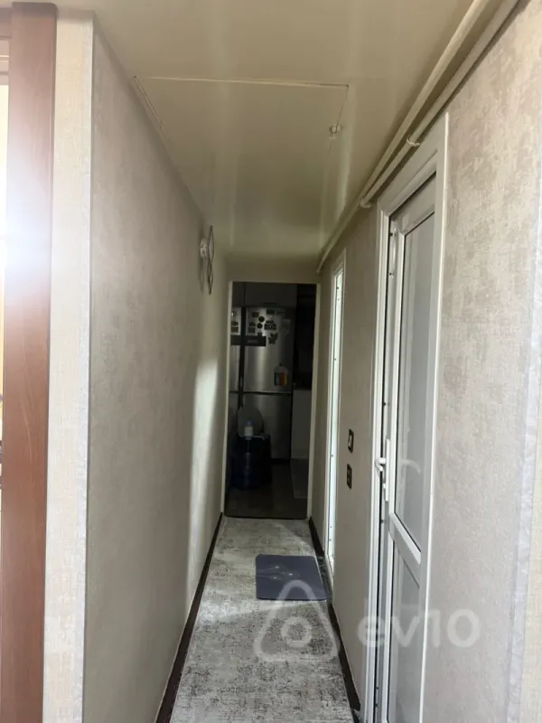 Satılır 2 otaqlı köhnə tikili 64 m²