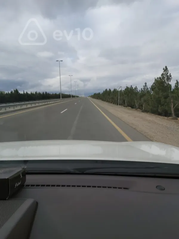 Satılır 6 otaqlı həyət evi 200 m²