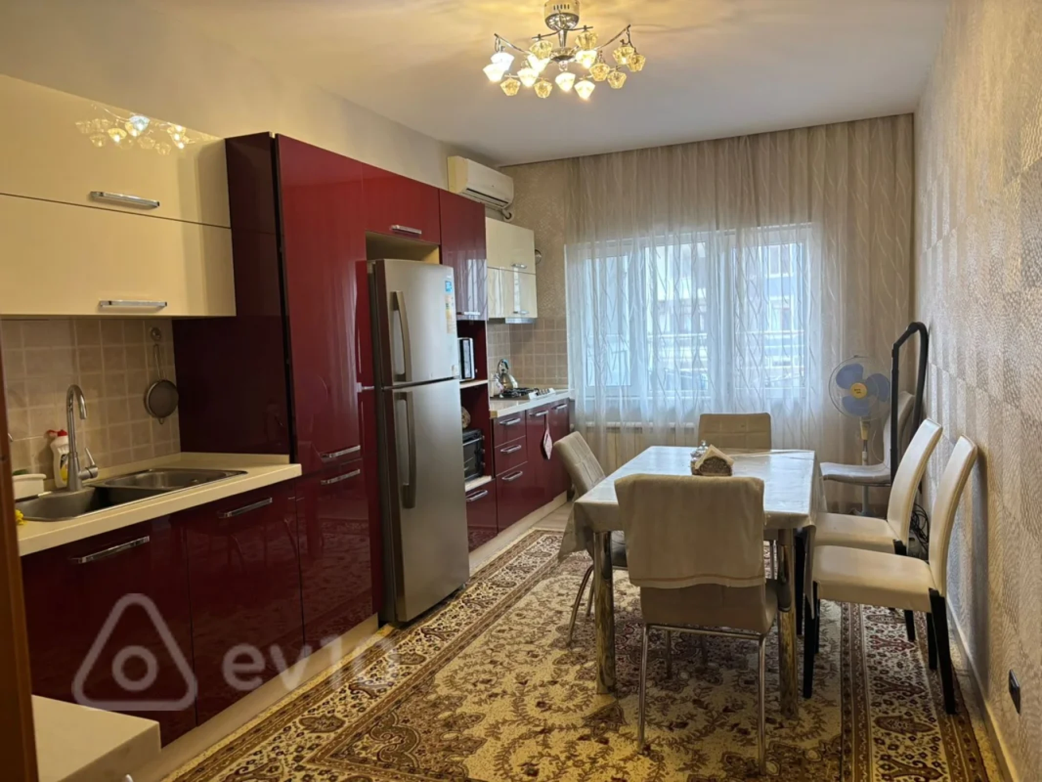 Satılır 2 otaqlı yeni tikili 95 m²