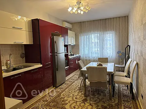 Satılır 2 otaqlı yeni tikili 95 m²
