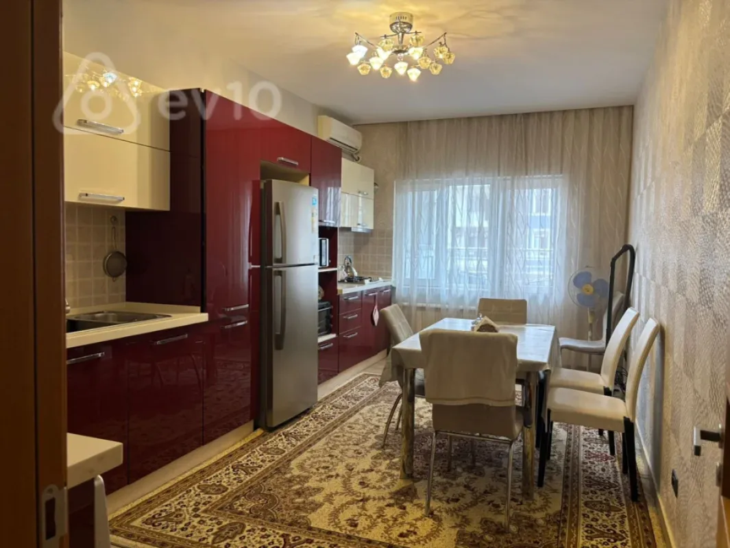 Satılır 2 otaqlı yeni tikili 95 m²