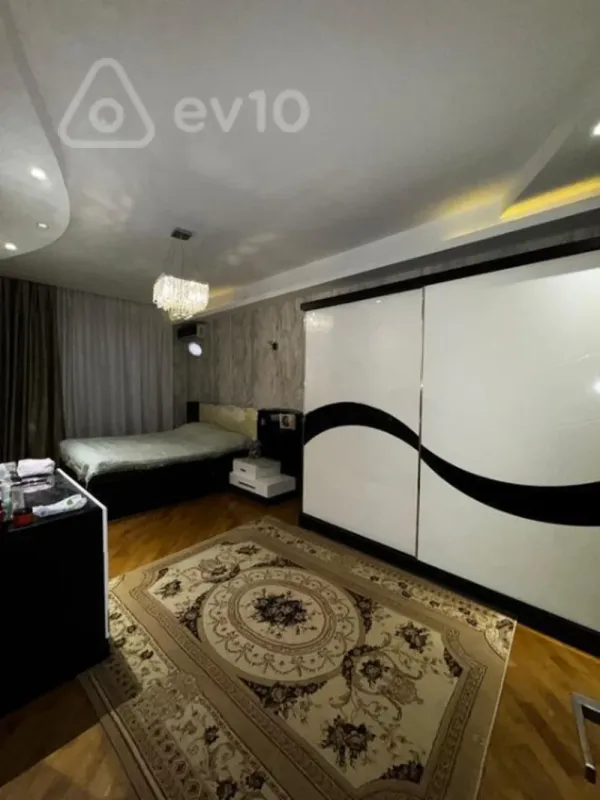 Satılır 2 otaqlı yeni tikili 95 m²