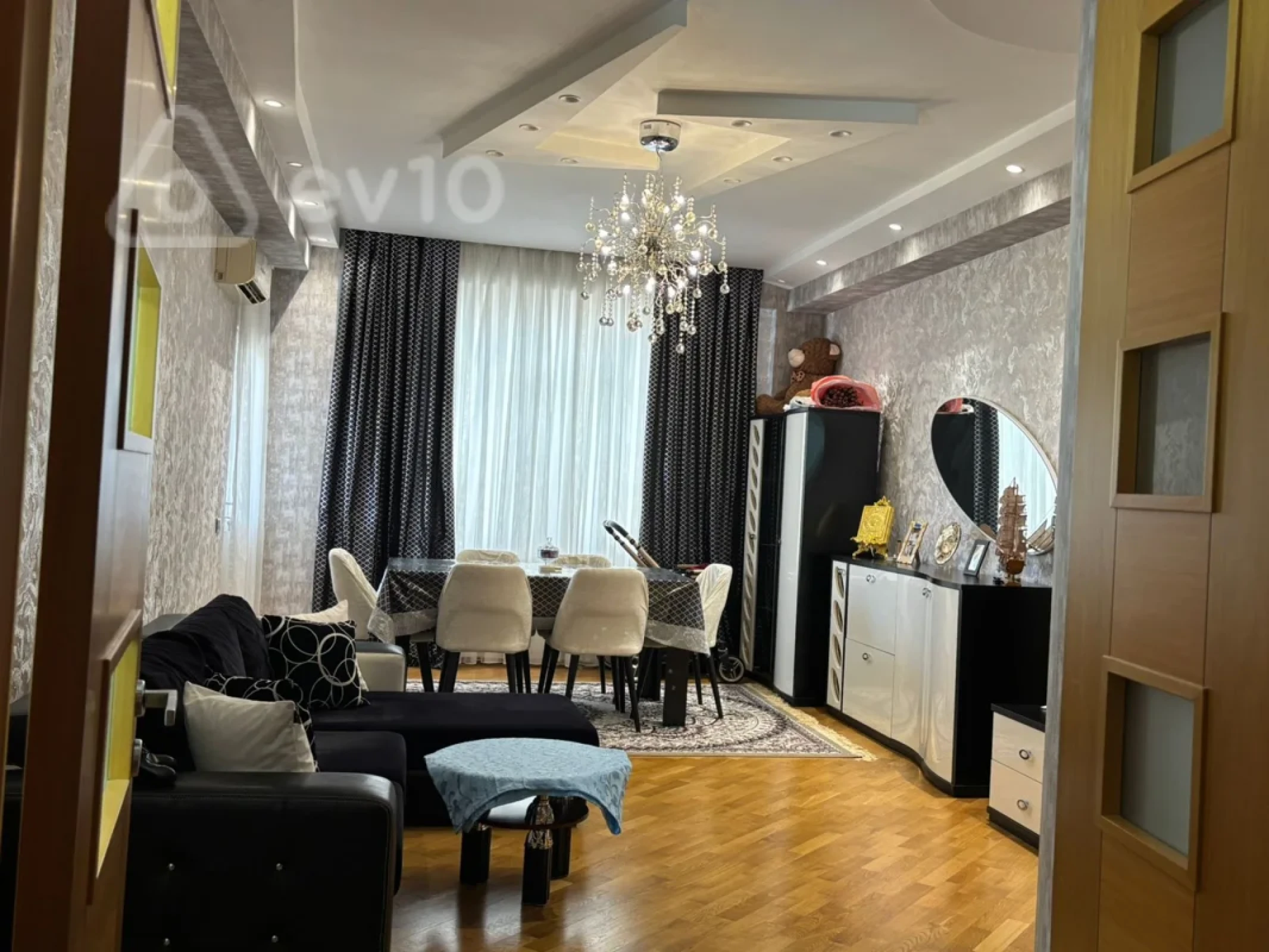 Satılır 2 otaqlı yeni tikili 95 m²