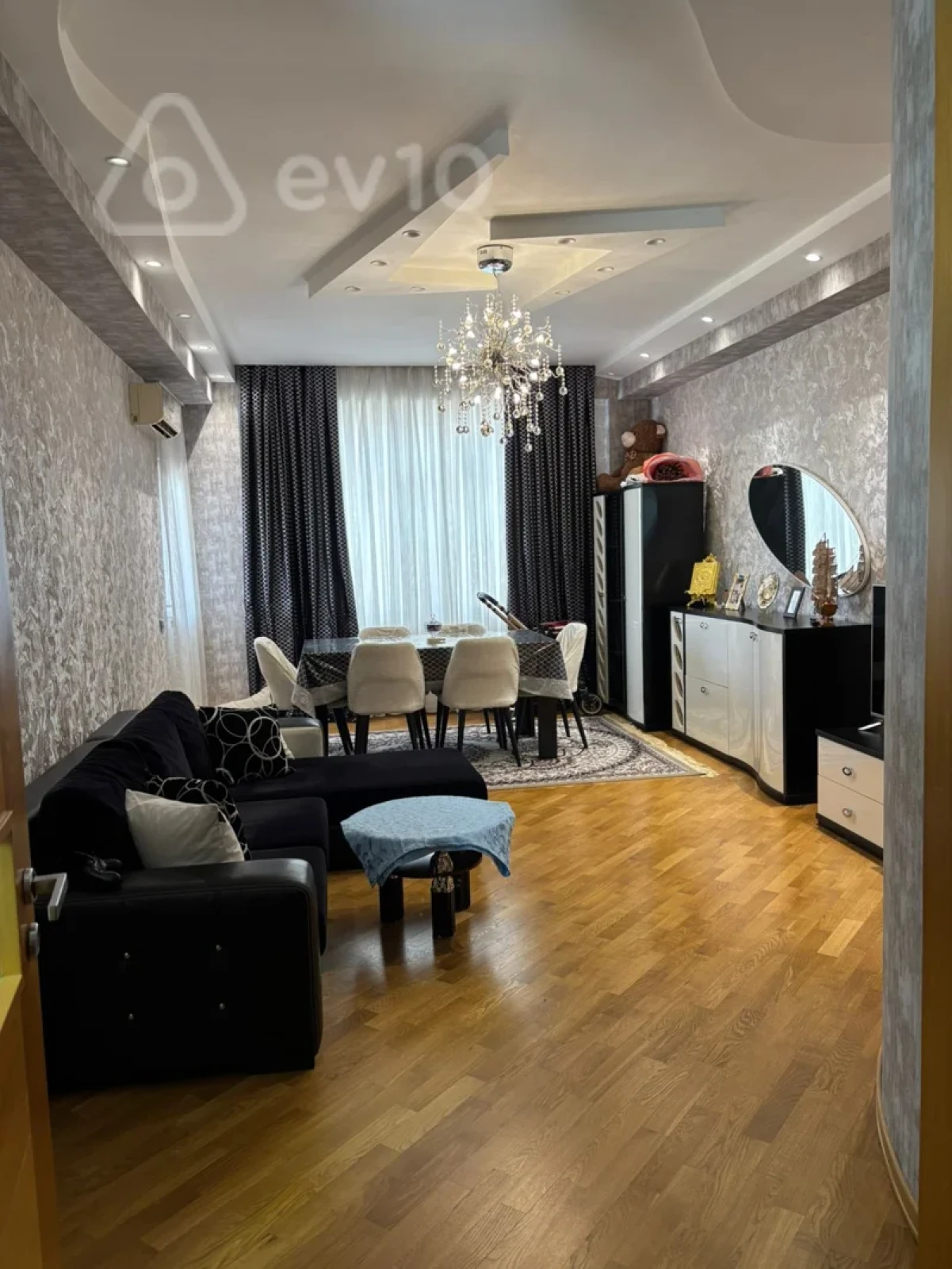 Satılır 2 otaqlı yeni tikili 95 m²