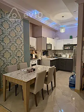 Kirayə verilir 2 otaqlı yeni tikili 74 m²