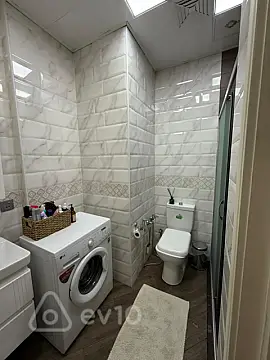 Kirayə verilir 2 otaqlı yeni tikili 74 m²