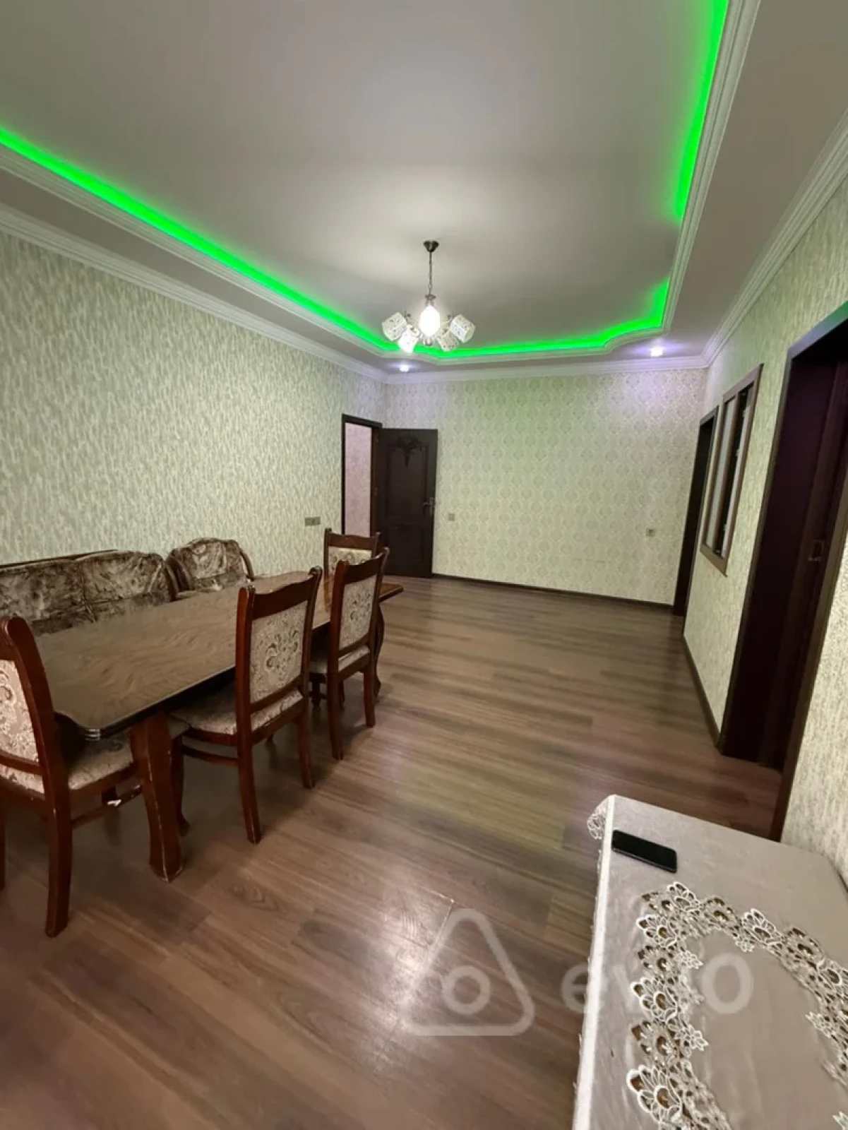 Kirayə verilir 3 otaqlı yeni tikili 78 m²