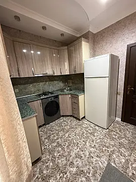 Kirayə verilir 3 otaqlı yeni tikili 78 m²