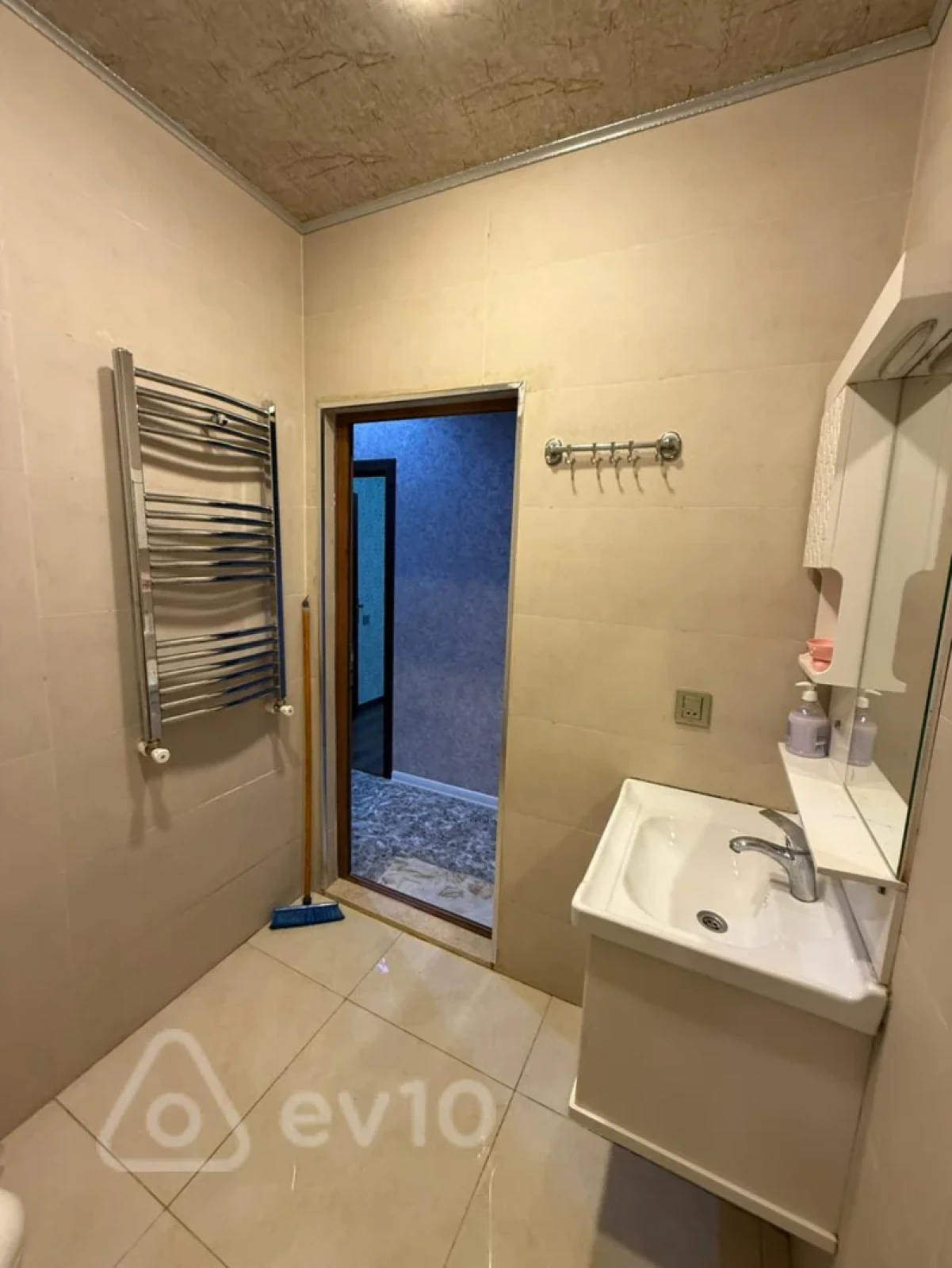 Kirayə verilir 3 otaqlı yeni tikili 78 m²