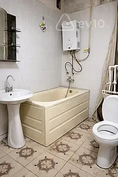 Kirayə verilir 1 otaqlı köhnə tikili 45 m²