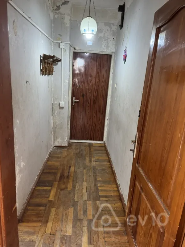 Kirayə verilir 1 otaqlı köhnə tikili 45 m²
