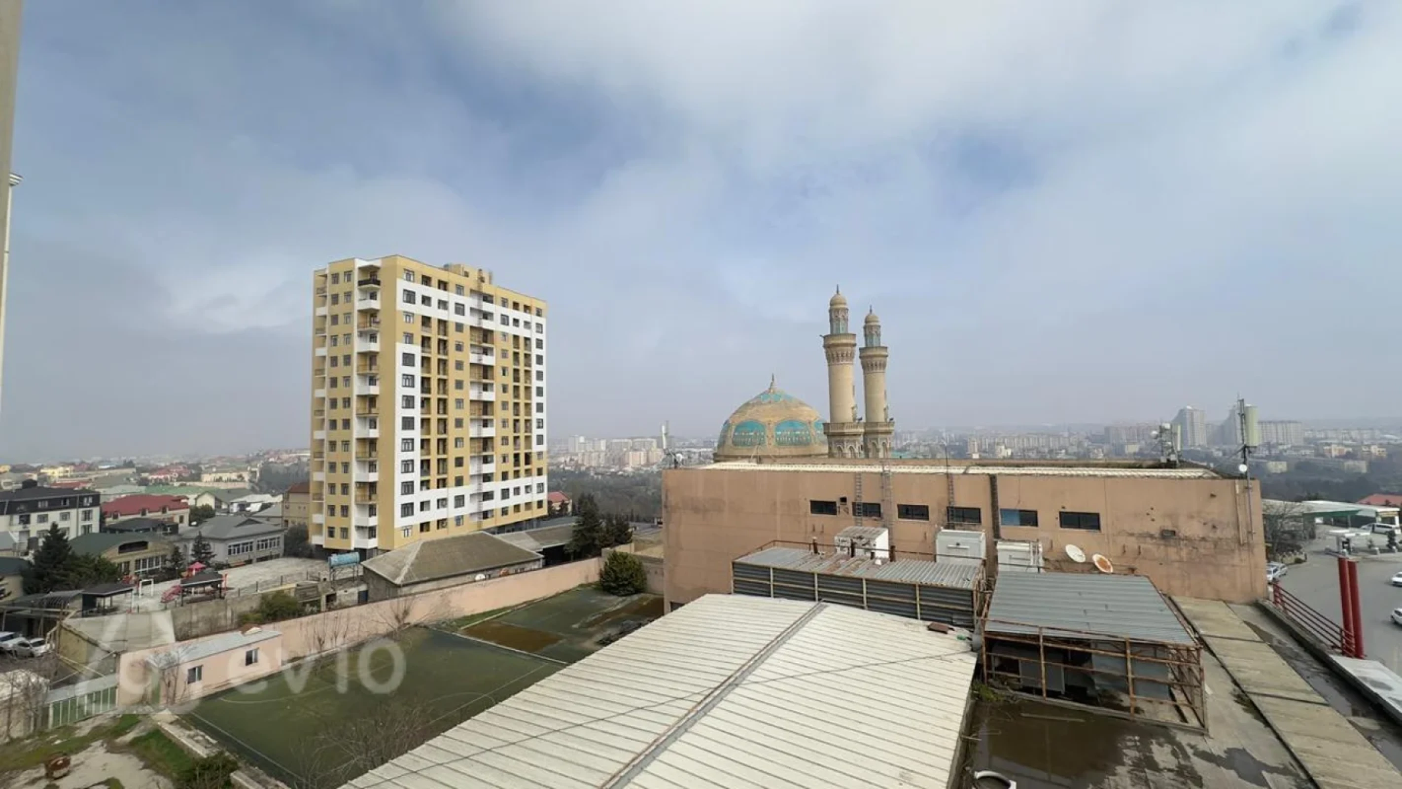 Kirayə verilir 3 otaqlı yeni tikili 90 m²