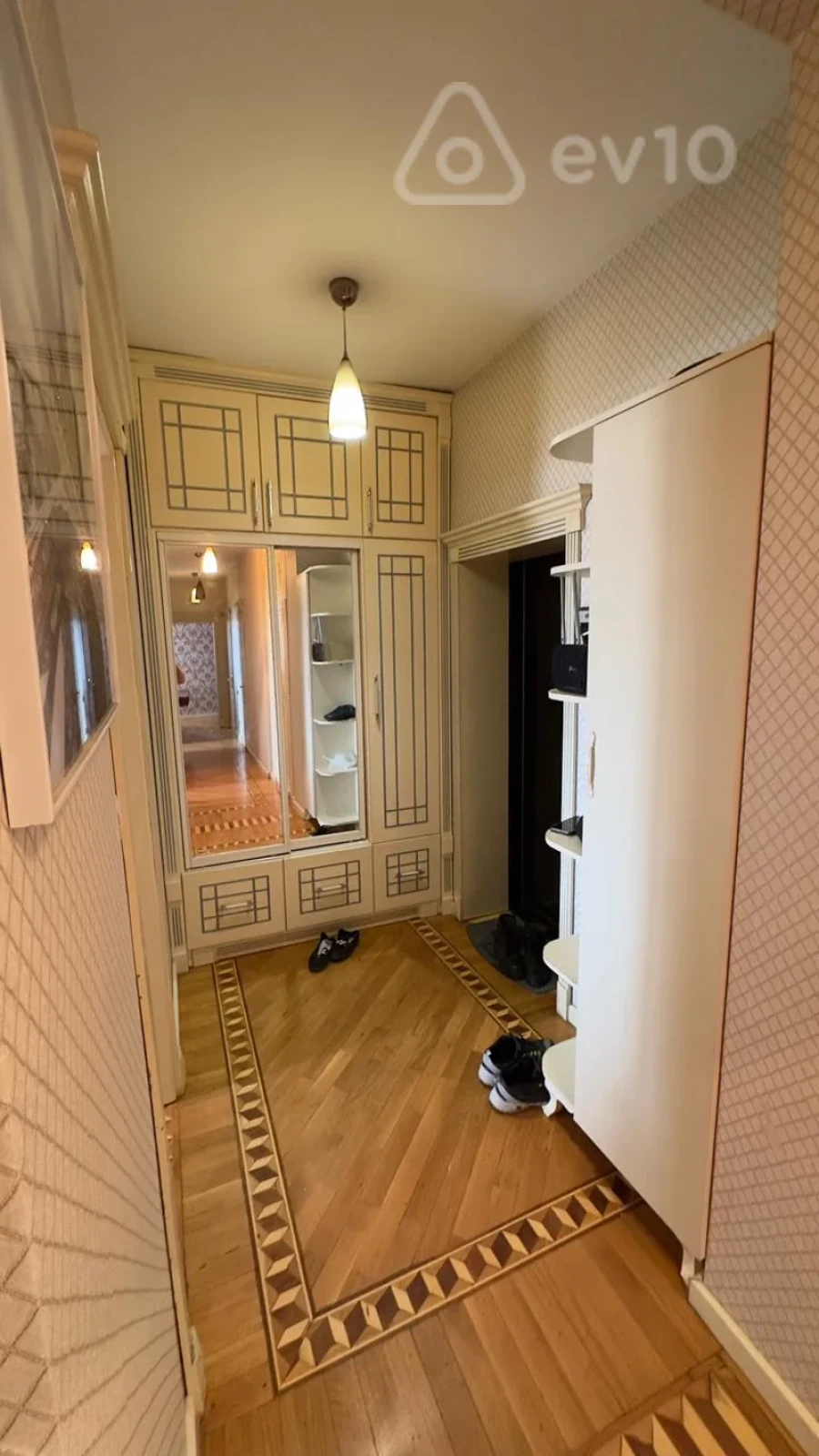 Kirayə verilir 3 otaqlı yeni tikili 90 m²