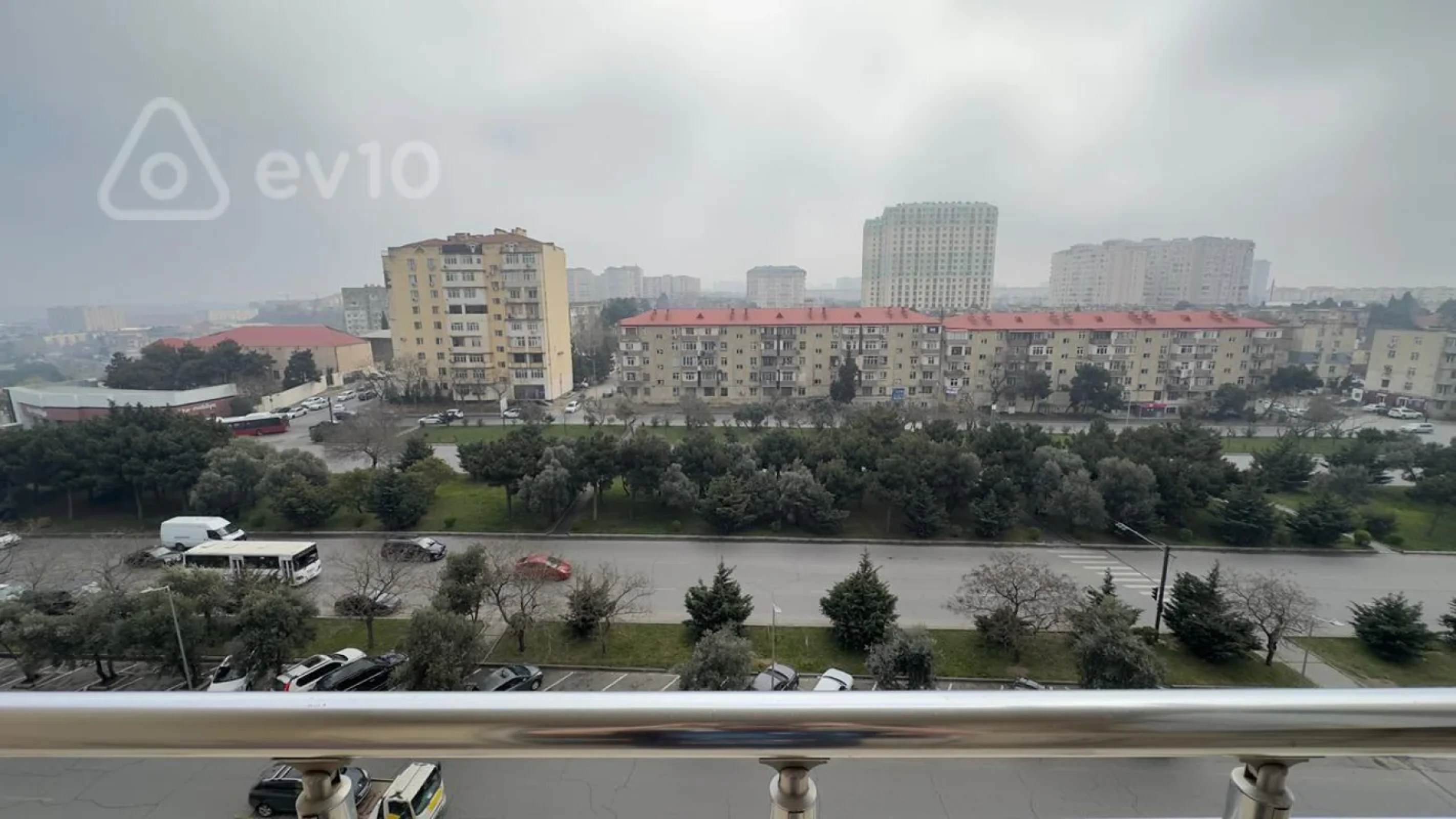 Kirayə verilir 3 otaqlı yeni tikili 90 m²