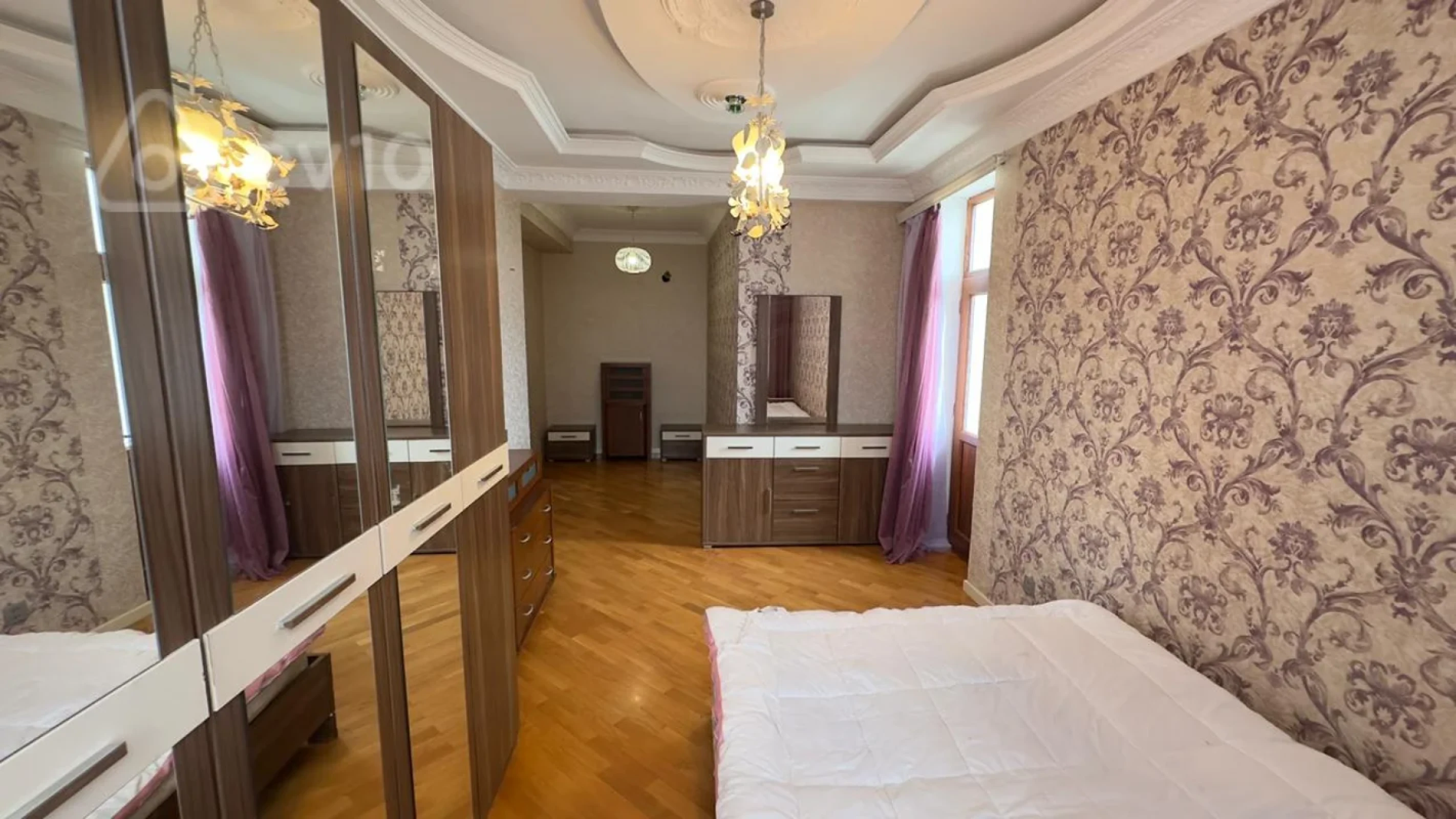 Kirayə verilir 3 otaqlı yeni tikili 90 m²