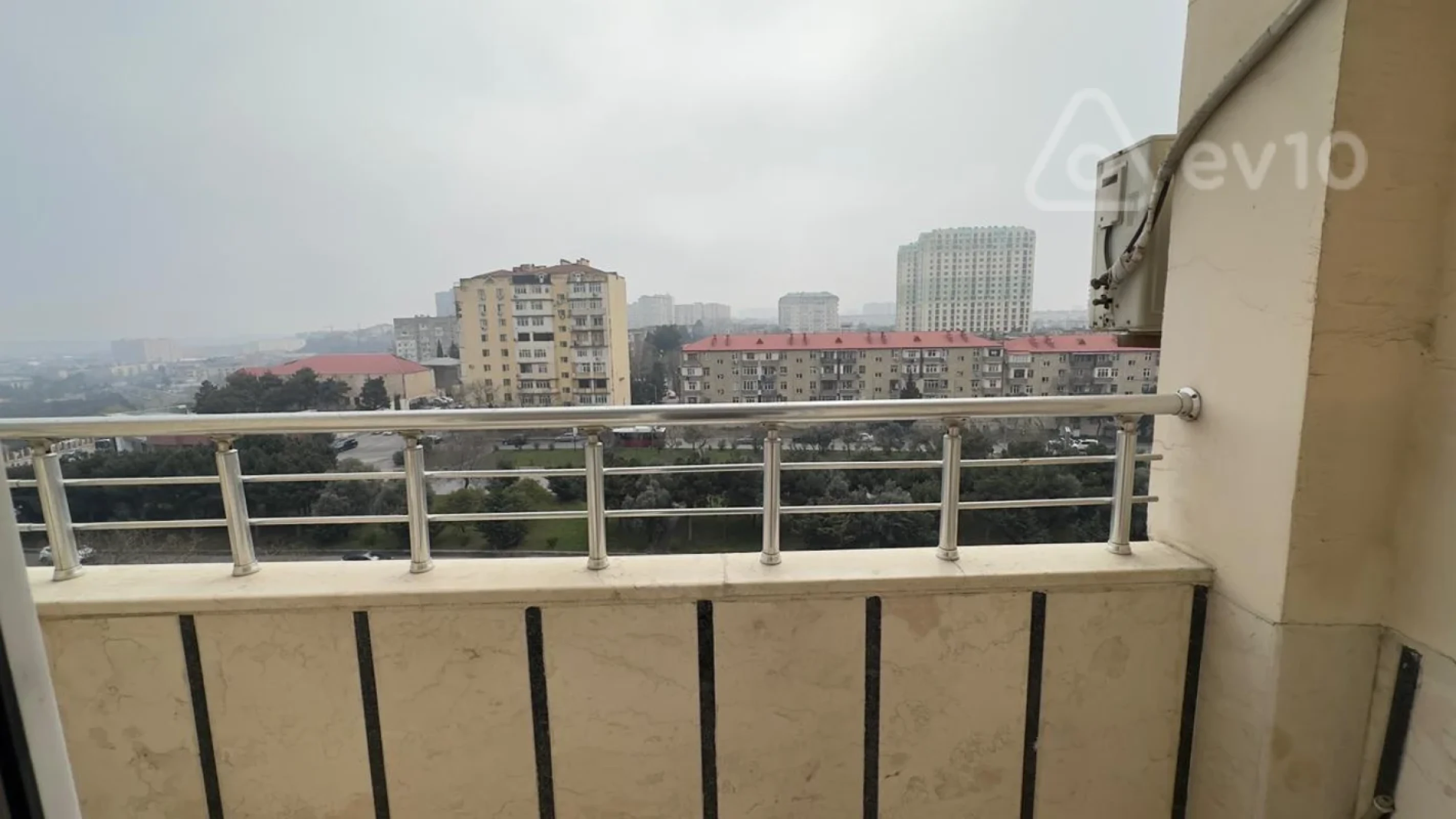 Kirayə verilir 3 otaqlı yeni tikili 90 m²