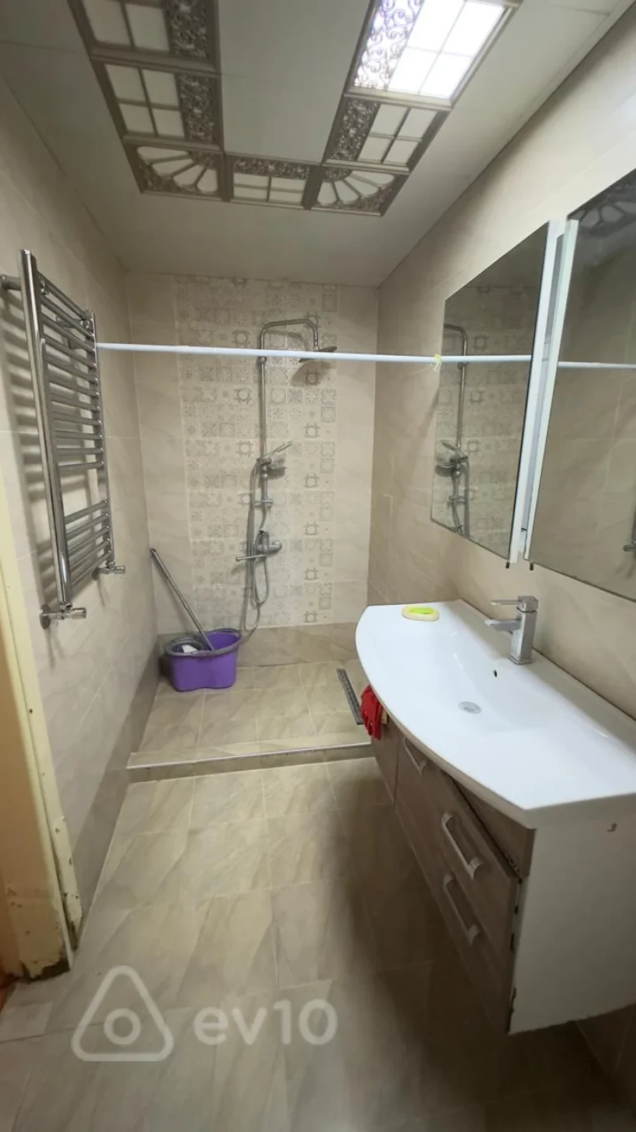 Kirayə verilir 3 otaqlı yeni tikili 90 m²