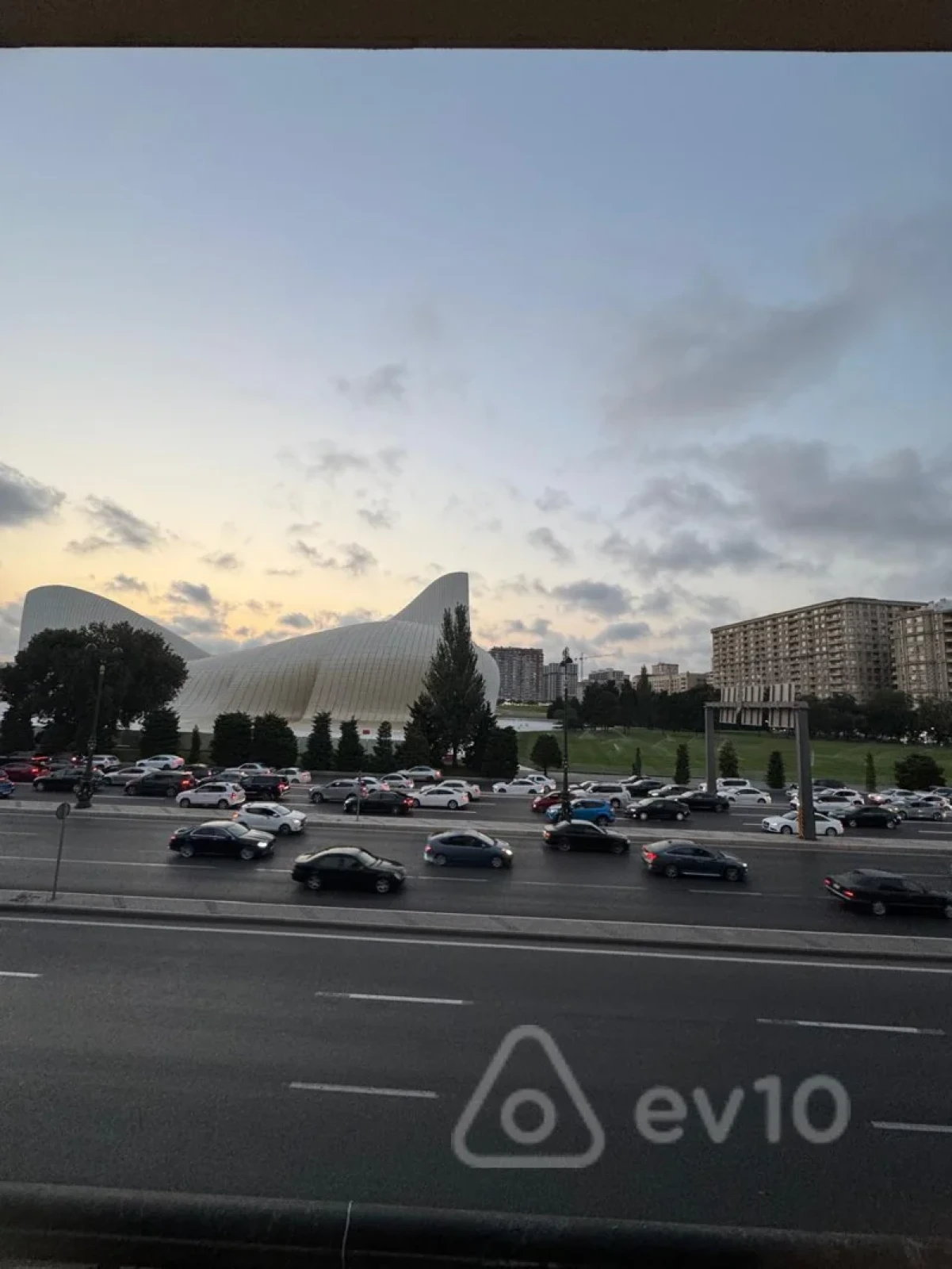 Satılır 3 otaqlı köhnə tikili 70 m²