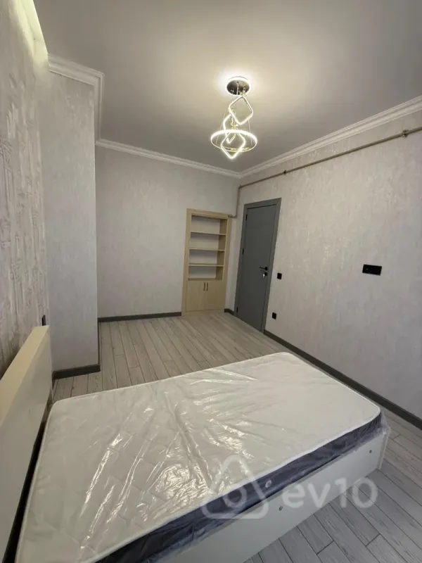 Kirayə verilir 3 otaqlı yeni tikili 112 m²