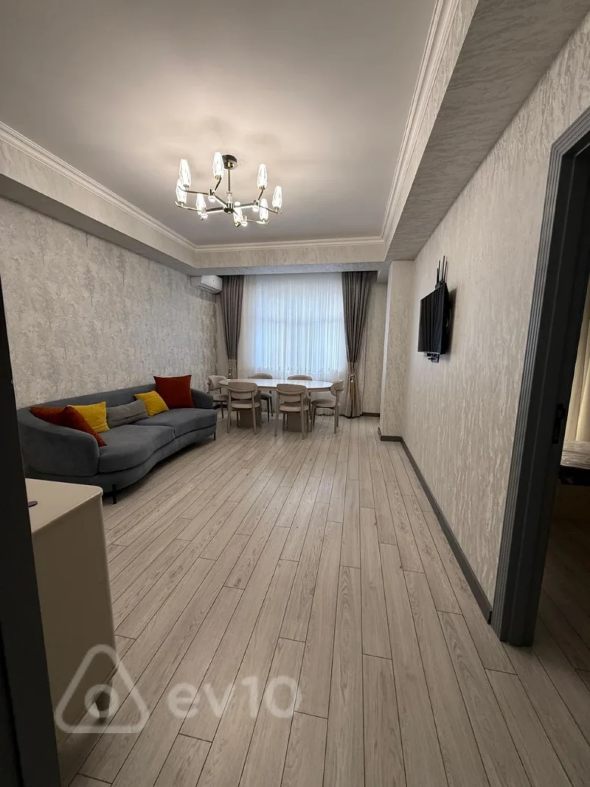 Kirayə verilir 3 otaqlı yeni tikili 112 m²