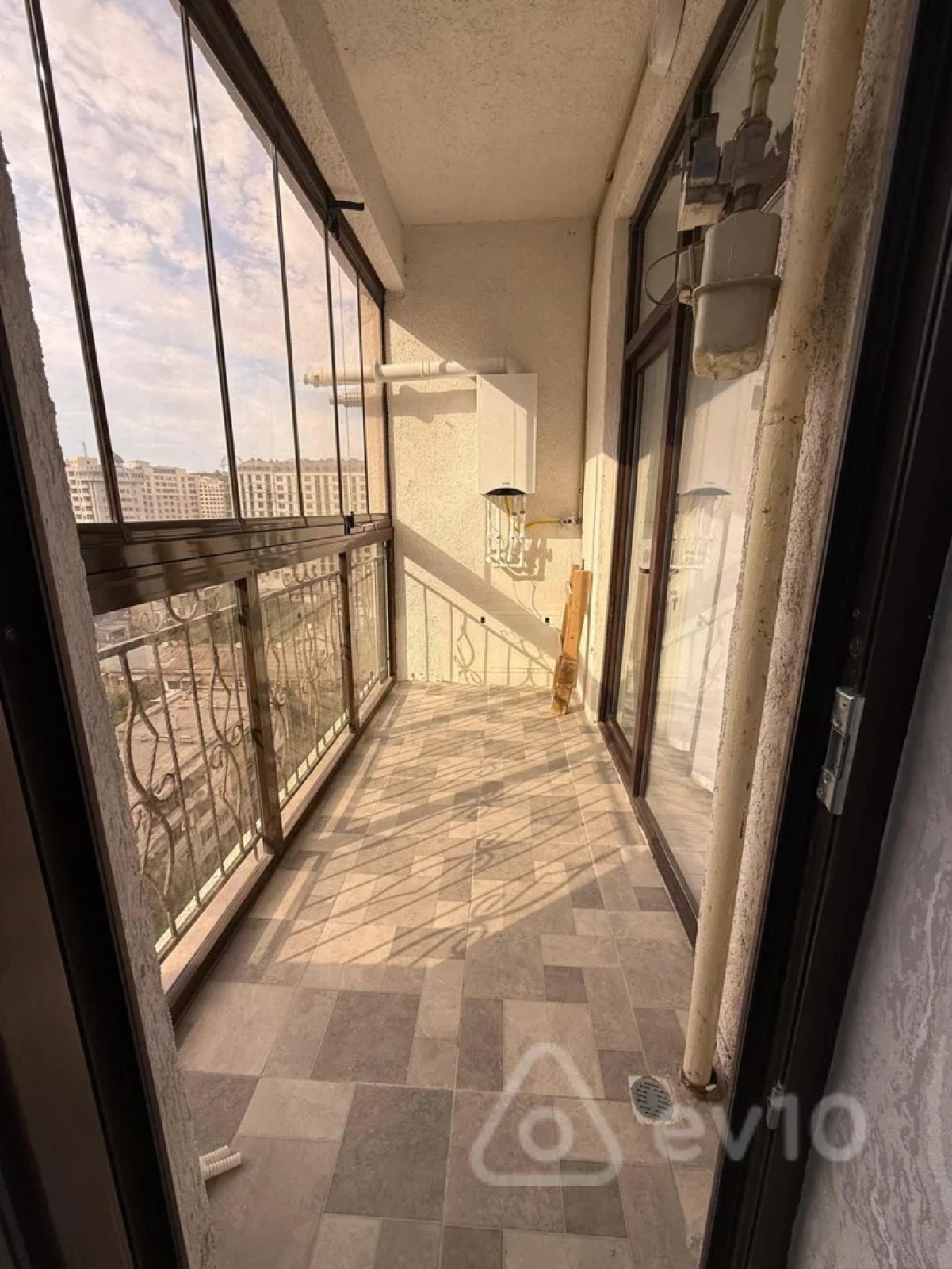 Kirayə verilir 3 otaqlı yeni tikili 112 m²