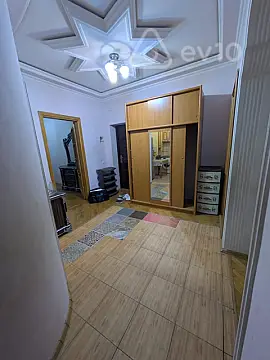 Kirayə verilir 3 otaqlı yeni tikili 75 m²