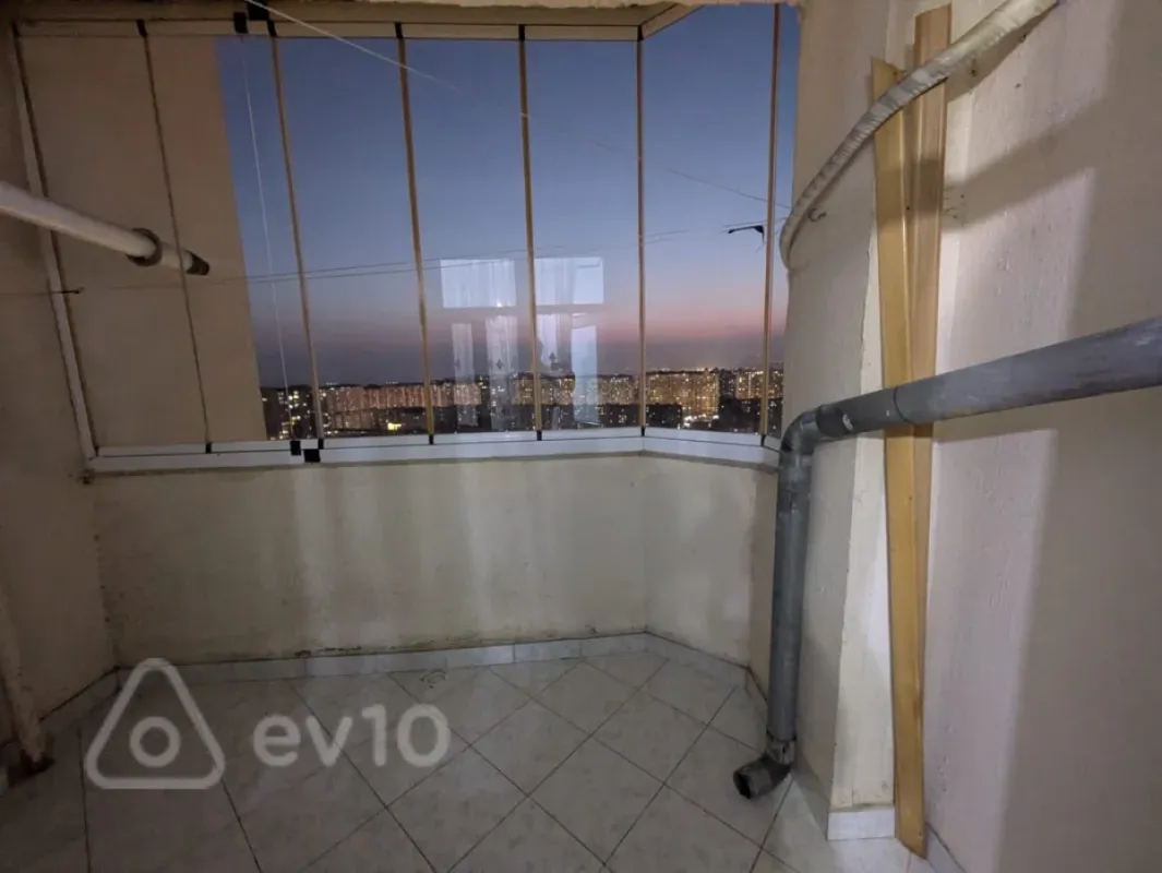 Kirayə verilir 3 otaqlı yeni tikili 75 m²