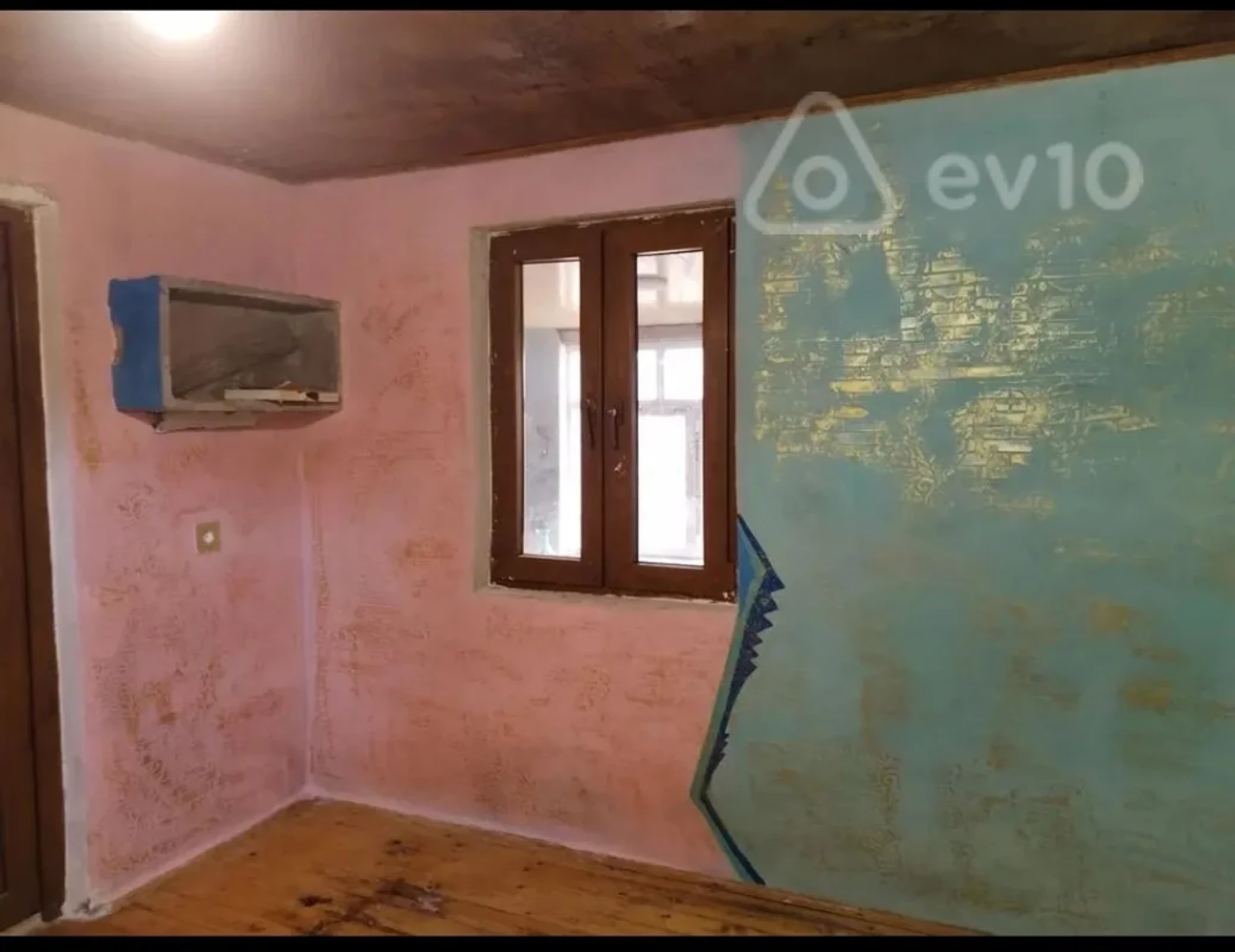 Satılır 3 otaqlı həyət evi 30 m²